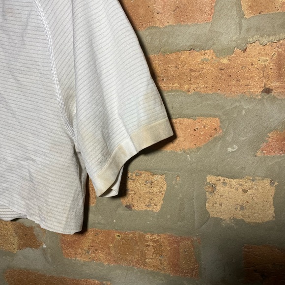 Lululemon cropped stripe t shirt - Picture 3 of 4